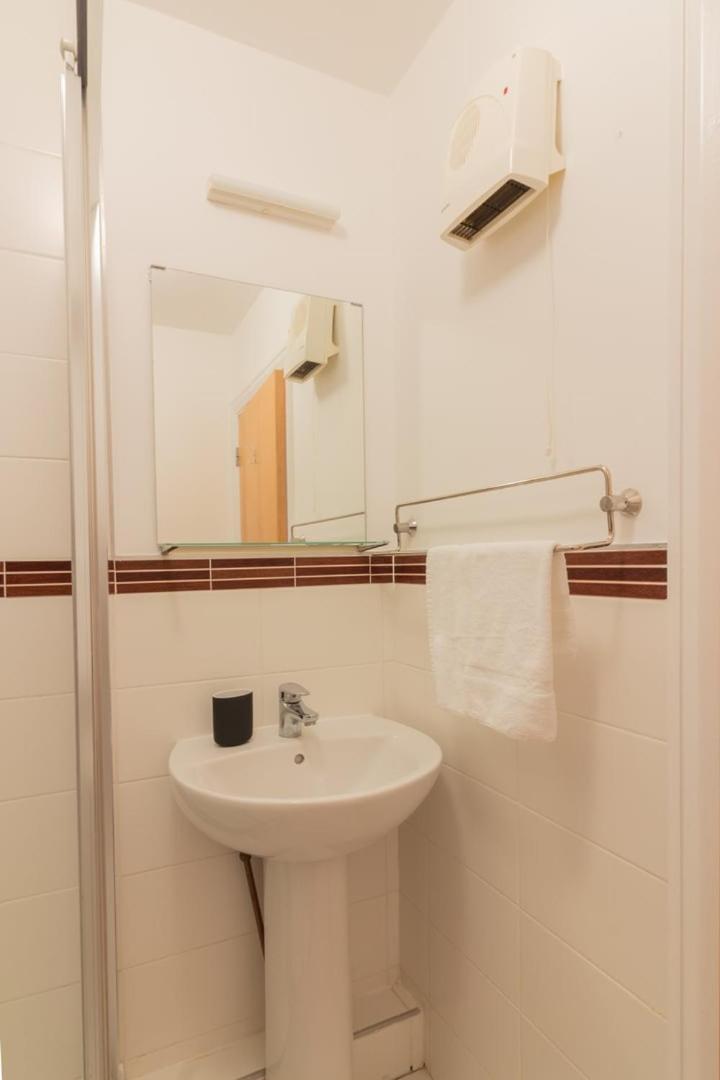 Guestready - Modern Stay By Pheonix Park Dublin Eksteriør billede